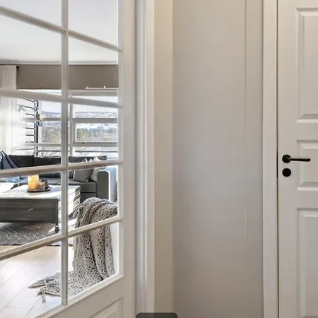 Appartement Sentrum For 4 Personer *