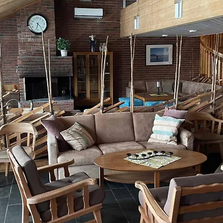Sentrum For 4 Personer Apartman Geilo